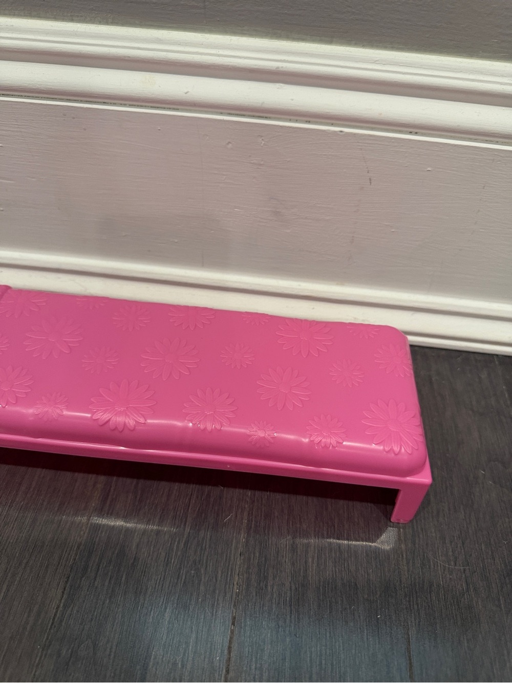 NWOT Barbie Dreamhouse Plastic Pink Bed for Dolls Pretend Play Girls - Picture 3 of 6